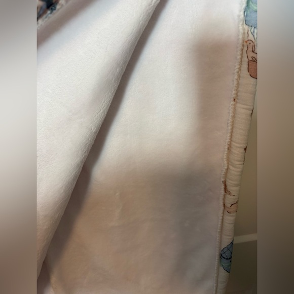 Cupcakes & Cashmere Decorative Throw with Balloon Print - Picture 3 of 3